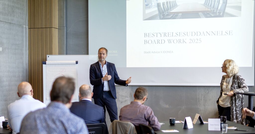 BOARD WORK bestyrelsesuddannelse Chhristian Stadil og Jane Hahn præsenterer